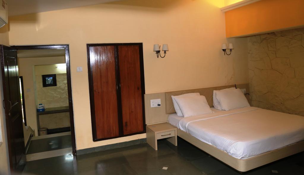 Panoramic Resort Panvel Karnāla Kültér fotó